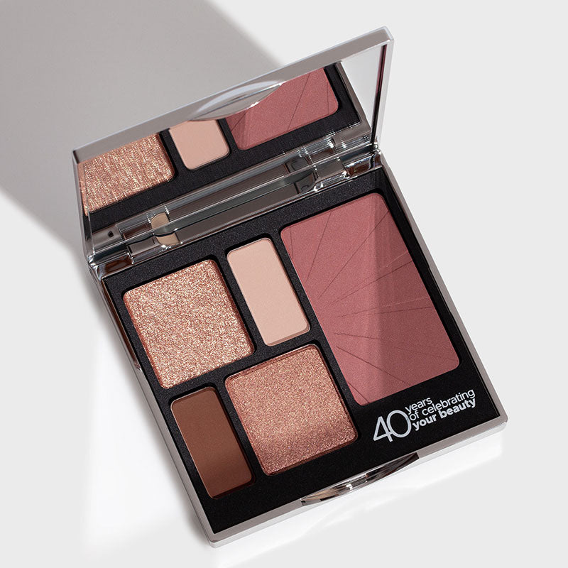 40 Years of Beauty - Face Makeup Palette 02